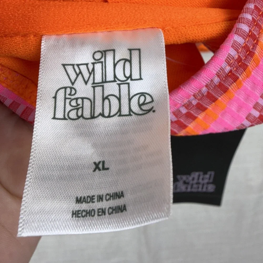 Wild Fable Bikini Top Juniors XL Pink Stripe‎ Underwire Removable Pads Beaded